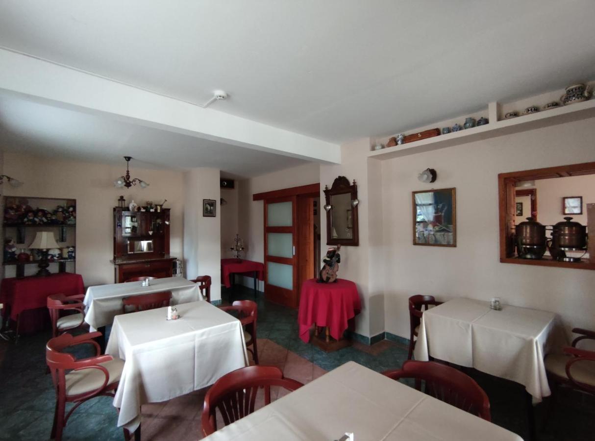 Fortuna Hotel Miskolc Bagian luar foto