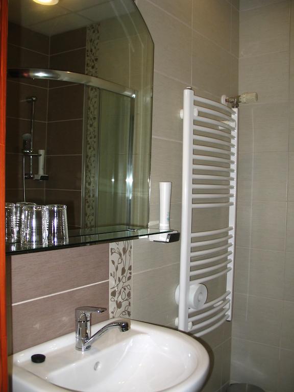 Fortuna Hotel Miskolc Ruang foto